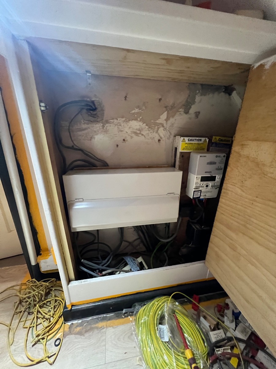 Electrician: Image 14